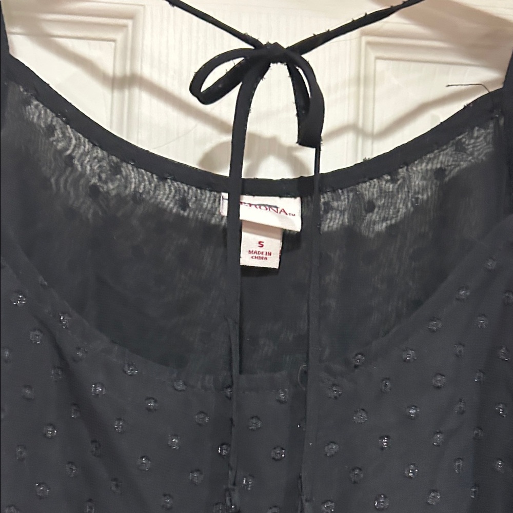 Medina Elegant Black Sheer Ruffle Blouse - Picture 5 of 12